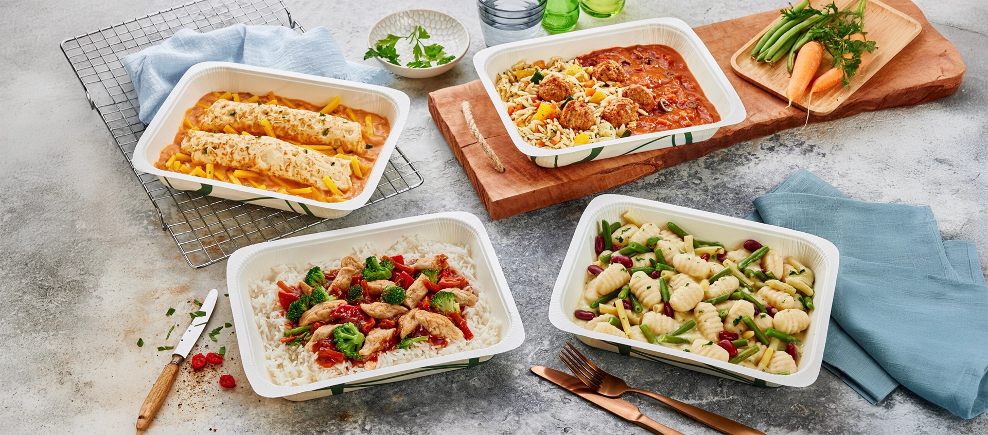 Menüs in der Papierschale